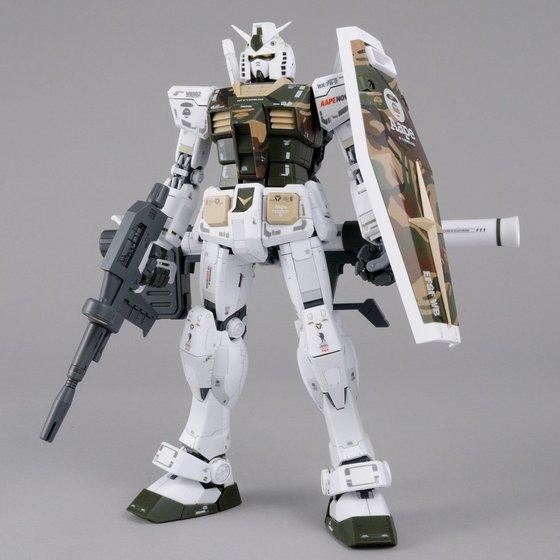 MG 1:100 AAPE RX-78-2 Gundam 3.0 GRN-Camo