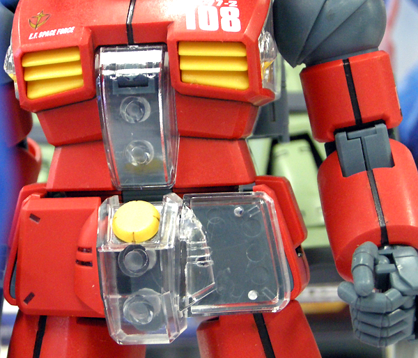 MG 1:100 RX-77-2 Guncannon w/ Extra Clear Body Parts