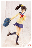 Sousai Shojo Teien female model kit in blue skirt and yellow top running with green bag